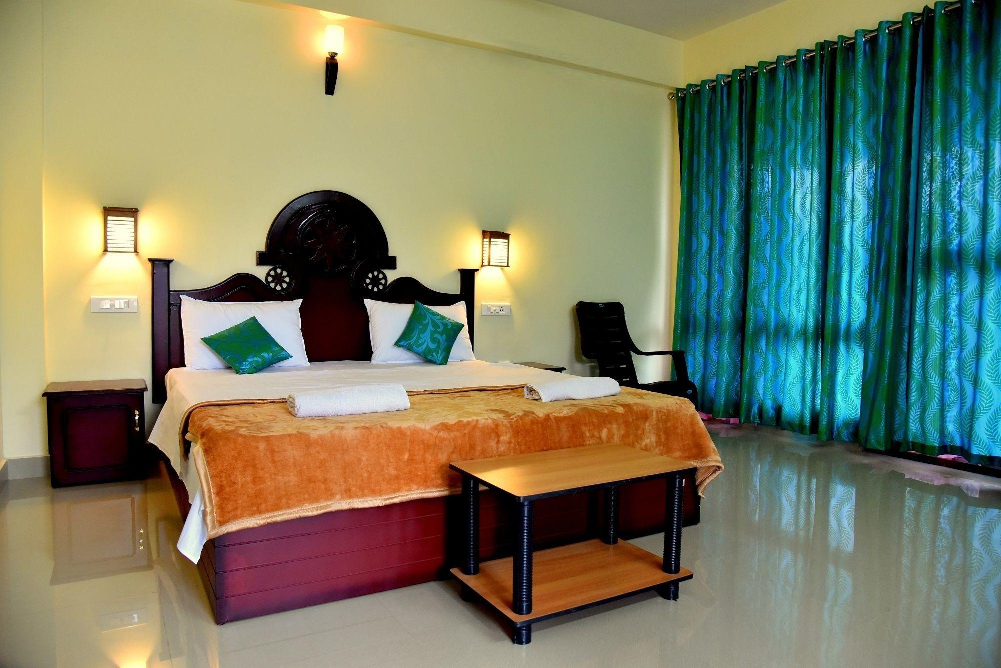 Jungle Palace Homestay เทกคาดี ภายนอก รูปภาพ