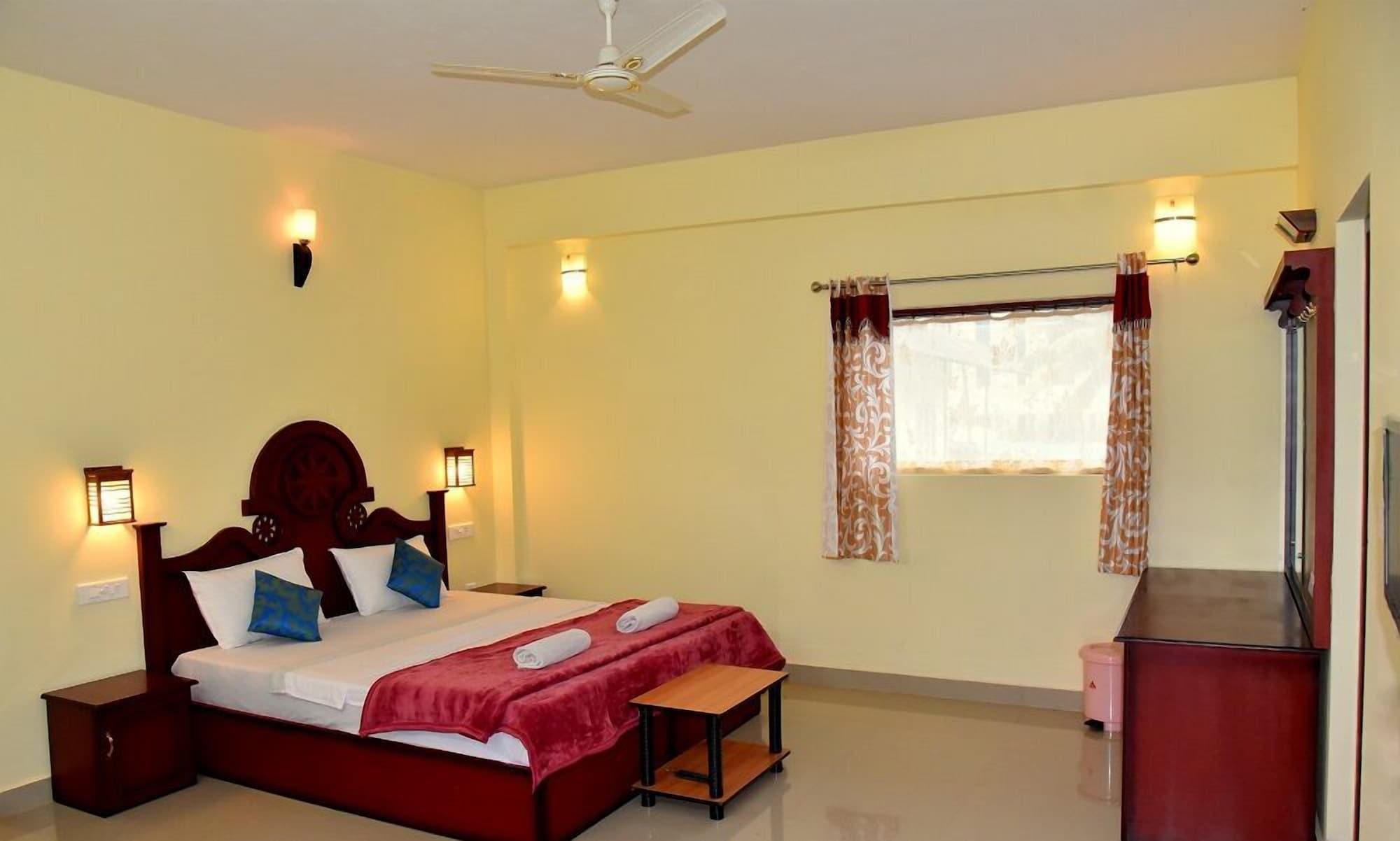 Jungle Palace Homestay เทกคาดี ภายนอก รูปภาพ